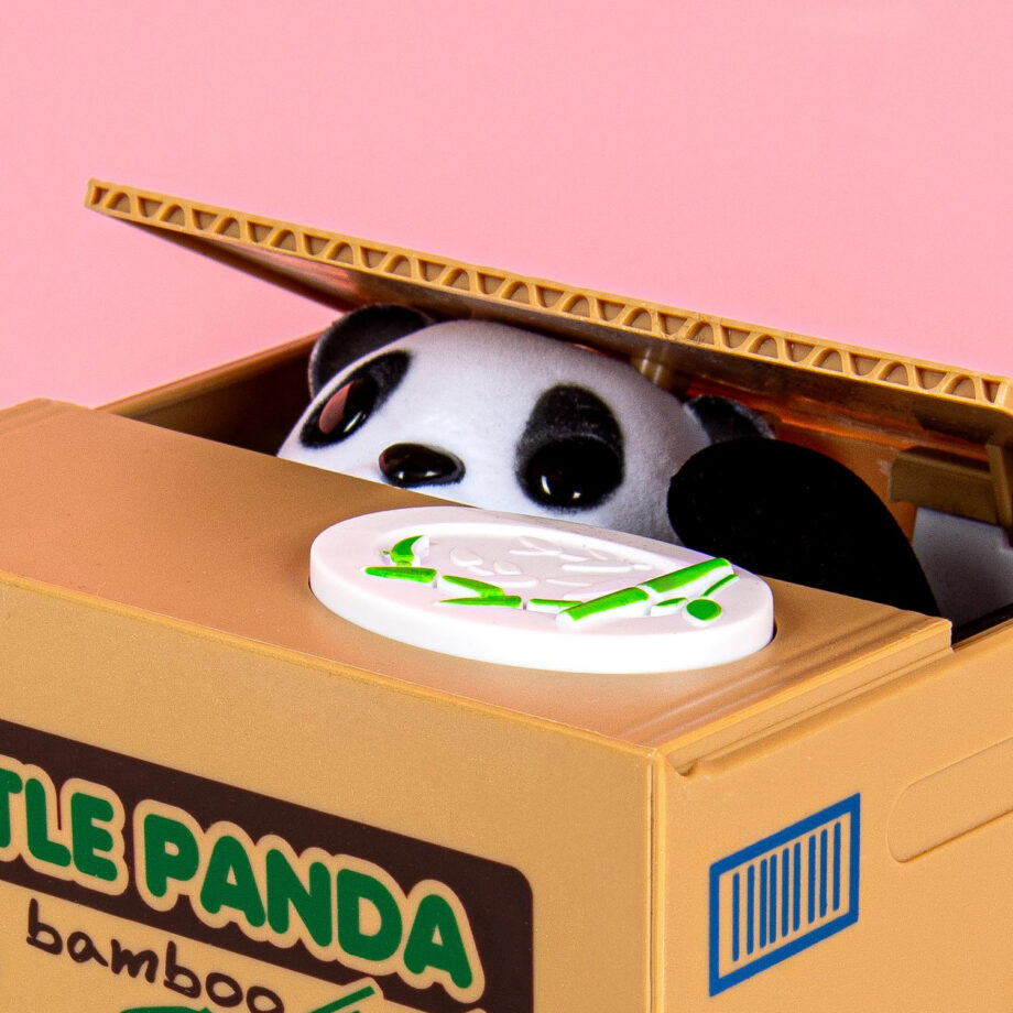 Stelende panda spaarpot